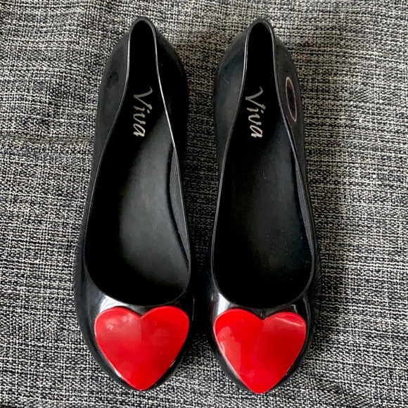 Hot Topic Shoes - WOMEN’S HOT TOPIC flats. Size 9.